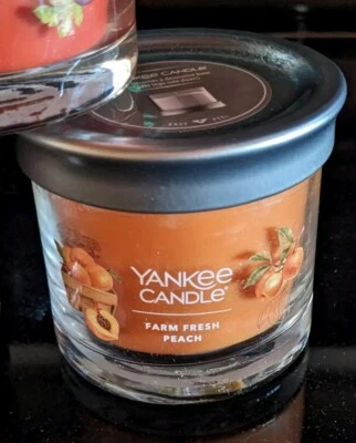 Jarro Yankee Candle Signature aromas 4,3 oz pêssego fresco pavio único novo - Imagem 1 de 2
