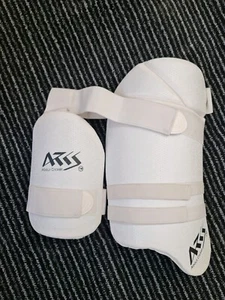 ARKS Premium Thigh Guard :Light weight Combo Cricket Thigh Pads Left & Right - Picture 1 of 4