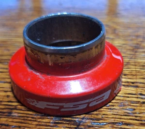 Taza de auriculares de bicicleta BMX vintage roja FSA Pig (Robinson, Haro, Powerlite, Dyno) - Imagen 1 de 4
