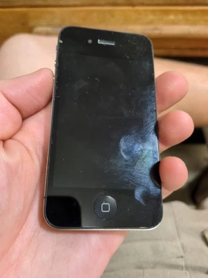 Apple iPhone A1387 - Image 1 of 4