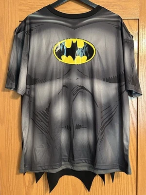 Fantasia de camiseta DC Comics Batman manga curta com capuz - Extra Grande Halloween. - Imagem 1 de 4