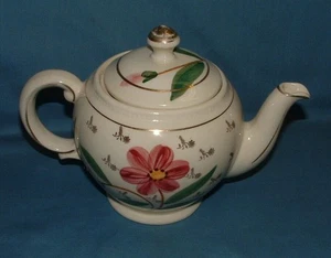 VINTAGE SHAWNEE POTTERY CO. TEEKANNE MIT GOLDBESATZ ROT BLUMEN - GEBRAUCHTER ZUSTAND - Bild 1 von 9
