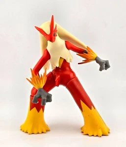 Nintendo Pokemon Blaziken Battle Feature 4.5" Action Figure Jazwares 2024 - Picture 1 of 6