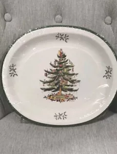 Spode CHRISTMAS TREE OVAL DINNER PLATES charcuterie Disposable Paper NEW set 16 - Picture 1 of 5