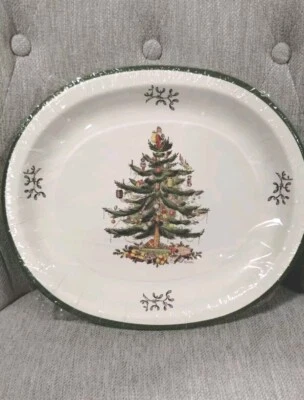 Spode CHRISTMAS TREE OVAL DINNER PLATES charcuterie Disposable Paper NEW set 16 - Image 1 of 4