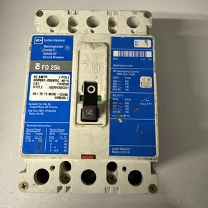 Cutler Hammer FD3050 Industrial Circuit Breaker, Series C 50amps 3poles - Picture 1 of 3