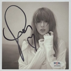 Autograph Taylor Swift SIGNED HEART Photo PSA DNA COA & Tortured Poets Dept CD - Picture 1 of 3