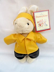 ROYAL DOULTON - BUNNYKINS BABY BUNNY RABBIT - PLUSH BEAN SOFT TOY - Picture 1 of 1