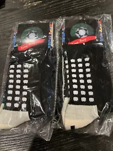 2 Pairs Grip Socks Black One Size - Picture 1 of 2