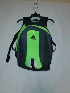 Adidas Rucksack schwarz und grün 2 Fächer mit Mesh Seitentasche Neu ohne Etikett - Bild 1 von 9