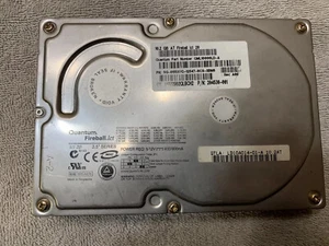 Quantum Fireball LCT 20 10,2GB 3,5" IDE Desktop PC Festplatte LD10A014 getestet - Bild 1 von 8