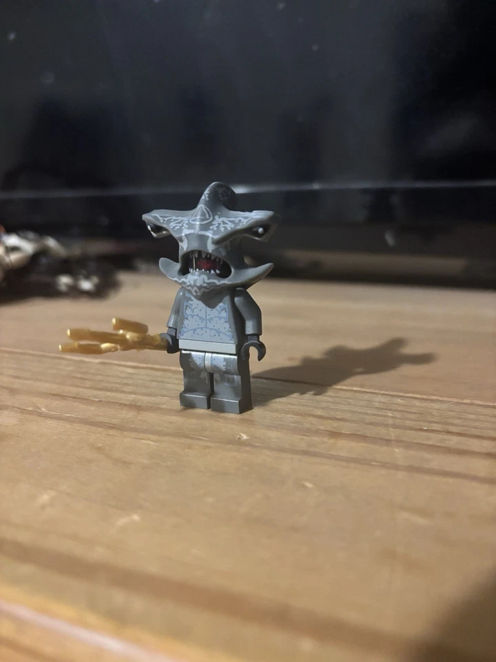 LEGO Hammerhead Shark Warrior Atlantis minifigure 7984 7977 - Image 1 of 2