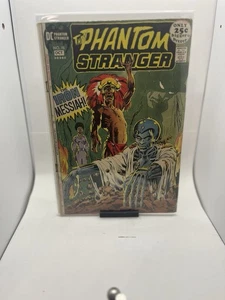 Phantom Stranger # 15 - Neal Adams cover - Picture 1 of 1