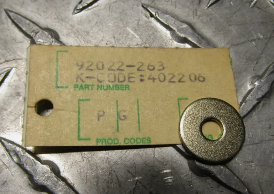 NOS Kawasaki Varios Años Modelos OEM 6mm Arandela Lisa 92022-263 Foto 1 de 4