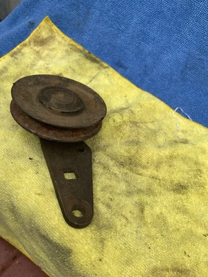 68-77 Ford Mercury A/C Adjustable Idler Pulley A/C Tensioner D0AA-8A817-C1 - Image 1 of 4