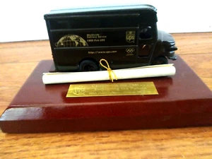 UPS 90th Anniversary DieCast Delivery Truck United Parcel Service Package Cart - Bild 1 von 8