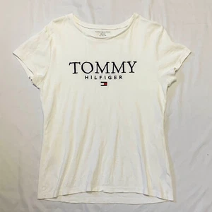 Tommy Hilfiger Women’s T-Shirt White Logo Tee Fall 2021 Collection Size XL - Picture 1 of 6
