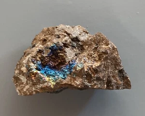 Goethita IRIDISCENTE (GOE17/6) mineral de Cantera San Valentín, España - Imagen 1 de 5