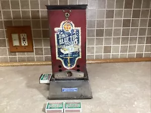 Distributore automatico vintage 1 centesimo OHIO punta blu LIBRO FIAMMIFERI Coin Op - FUNZIONANTE - NO CHIAVE - Foto 1 di 12