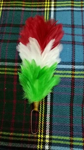 Feather Plume Hackle Red White Irish Green Glengarry Cap/Balmoral Hat Hackles 6" - Picture 1 of 3