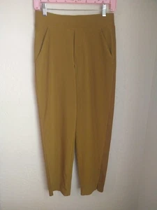 Athleta Brooklyn Ankle Pant in Brass Yellow Athletic Lightweight Size 2 - Picture 1 of 7