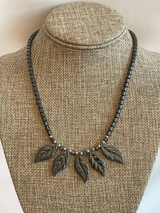 Collar colgante hoja hematita vintage - Imagen 1 de 4