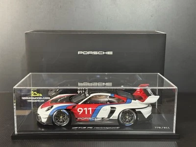 Porsche 911 GT3 R Rennsport com Vitrine - Edição Dealer - Escala 1/18 Spark - Imagem 1 de 4