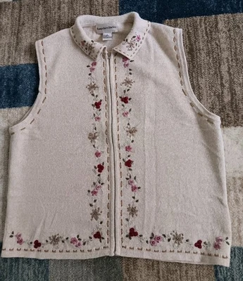 Hampshire Studio Vtg XL Zip Up Short Sleeve Sweater Tan Embroidered Flowers  Foto 1 de 4