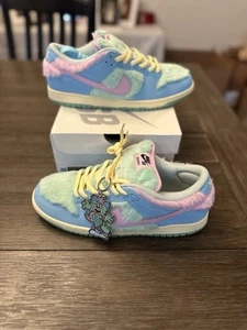 Size 11 - Nike Verdy x Dunk SB Low Visty - Picture 1 of 11