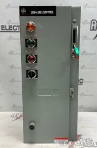 General Electric Combo Combination Starter Fusible Disconnect Type CR308BT94R3ED - Picture 1 of 7