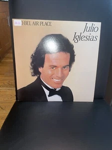 JULIO IGLESIAS 1100 BEL AIR PLACE -QC-39157  LP VINYL ---PLAY TESTED - Picture 1 of 3