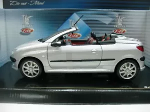 WOW EXTREMELY RARE Peugeot 206 CC 2001 Silver met Opened 1:18 Solido-Auto Art - Picture 1 of 6