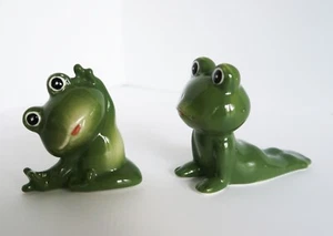 Cute kitschy frogs tadpoles salt & pepper shaker set - Imagen 1 de 8