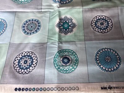 Fabric BTY Michael Miller 蝴蝶行奖章方形青绿色绗缝缝纫 — 第 1/3 张图片