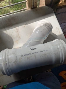 GPK 967-0064 PVC Gasketed WYE 6x4 Sch 40 - Picture 1 of 8