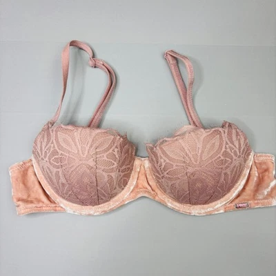 Sujetador push up Victoria Secret 34A rosa encaje acolchado con aros correas convertibles Foto 1 de 4