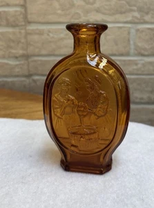 Botella de vidrio ámbar Dar Daughters of the American Revolution 1979 Franklin Mint - Imagen 1 de 7