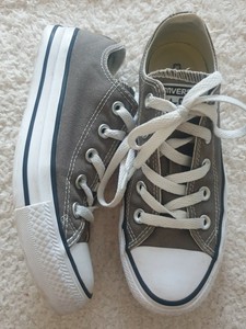 low converse grey