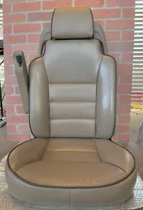 99-04 Land Rover Discovery 2 OEM Drivers SEAT Tan - Picture 1 of 18