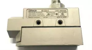 New OMRON XE-Q22-2 Limit Switch XEQ222 - Picture 1 of 2