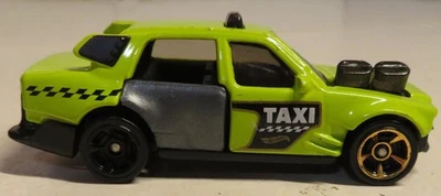 2015 Hot Wheels Green Time Attaxi Taxi DHP23 1/64 Diecast Custom Car EX Loose - Image 1 of 4
