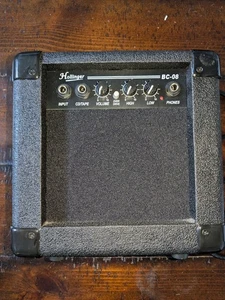 Hollinger BC-08 Guitar or Bass Amp 10 W Overdrive Practice Small Gigs Portable - Picture 1 of 6