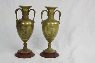Antique 19 Th century French pair of brass weighted  urns - Image 1 of 4