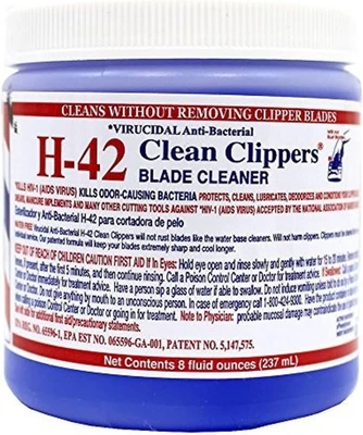 Limpiador de cuchillas Clean Clippers virucida antibacteriano 8 oz por H-42  Foto 1 de 2