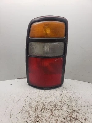 Driver Left Tail Light Fits 04-06 SUBURBAN 1500 1085358 - Image 1 of 4