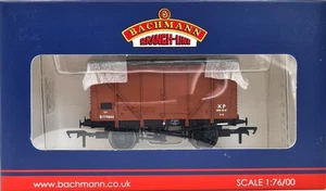 Bachmann 38-170B BR 12 Ton Plywood Vent Van B775866 in Early BR Bauxite Livery - Picture 1 of 2