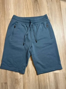 Dolce & Gabbana Elegant Blue Bermuda Shorts - Regular Men's Fit Authentic - Picture 1 of 10