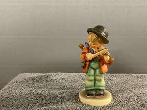 M.I. Hummel GOEBEL "Little Fiddler" W. Germany 4 45 82 vintage - Picture 1 of 12