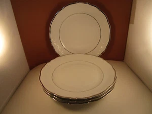 Set di 4 piatti da cena vintage Walbryzch Polonia platino C - Foto 1 di 11