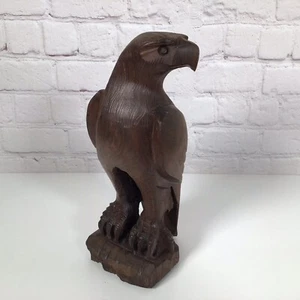 Escultura vintage de halcón de águila tallada a mano de 10" de alto - Imagen 1 de 8